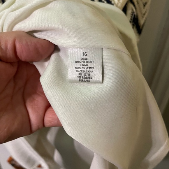 Chic Chevron Patterned Dress With Cap Sleeves - Picture 4 of 5